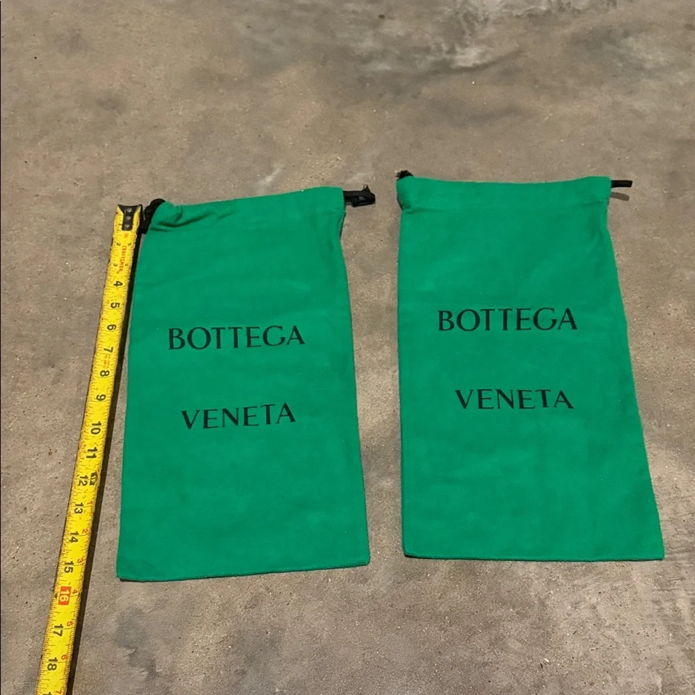 authentic Bottega Veneta Bright Green Drawstring Dust Bags (Pair)